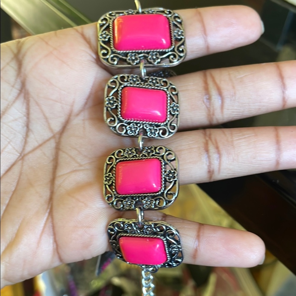 Paparazzi Pink and Silver Victorian-Inspired Bracelet